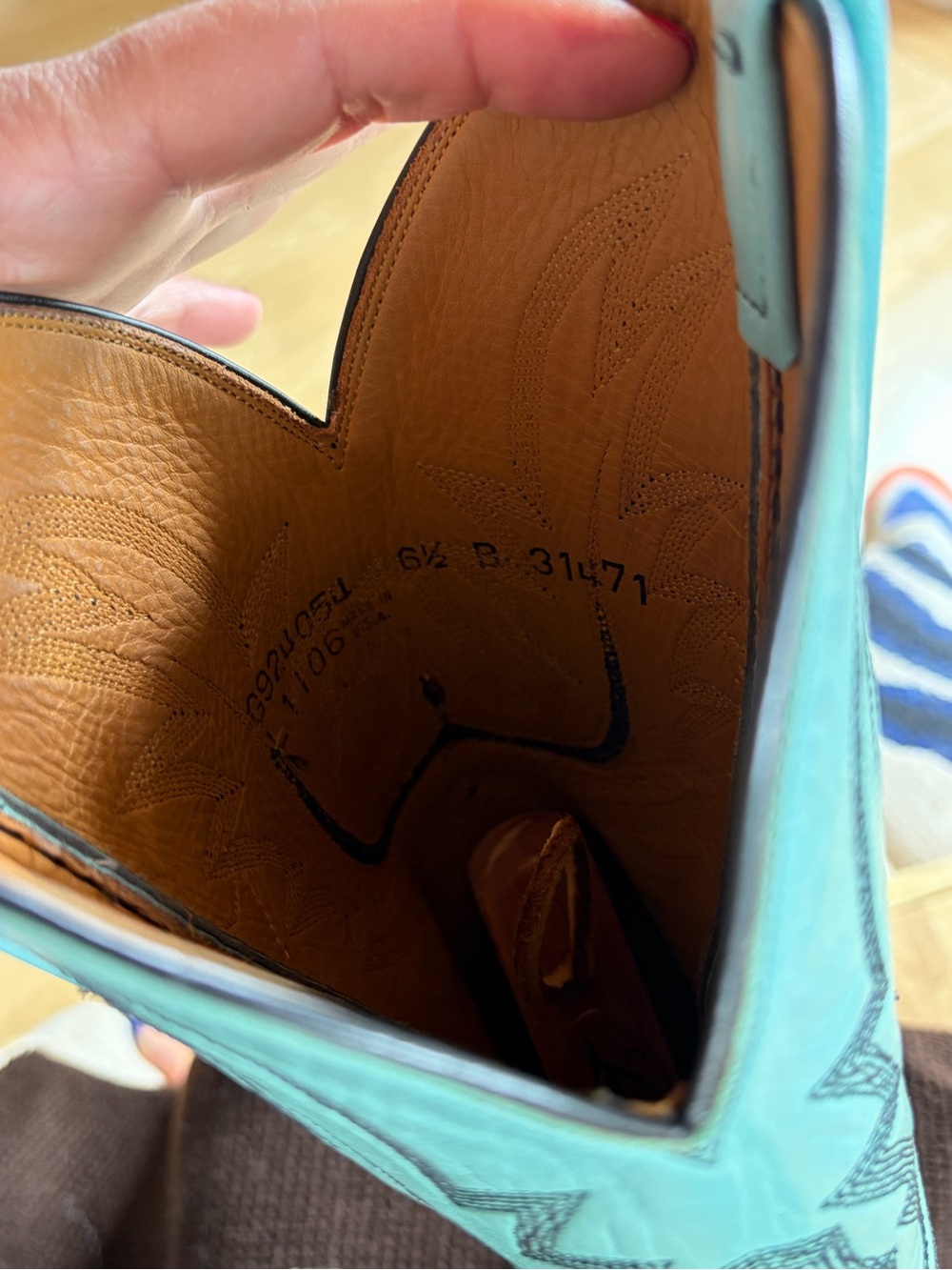 Lucchese Handmade Turquoise & Tan Leather Boot Interior - Picture 3 of 5